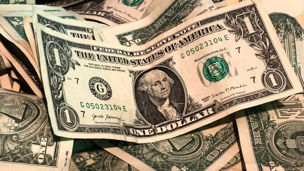 کاهش قیمت دلار تا کی ادامه دارد؟
